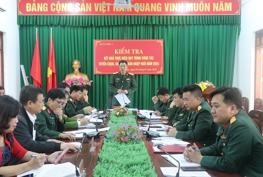 Quân khu I kiểm tra công tác tuyển quân năm 2024 tại huyện Lục Ngạn