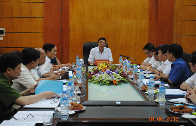 Bí thư Tỉnh ủy Bùi Văn Hải làm việc với Sở Tài nguyên và Môi trường
