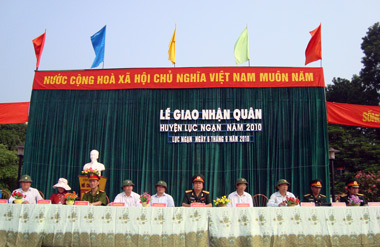 Lễ giao - nhận quân đợt 2 năm 2010